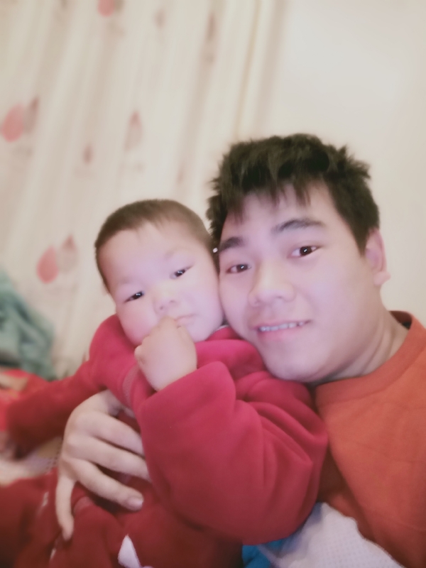 孤独一生的第一张照片--常州残疾人相亲网